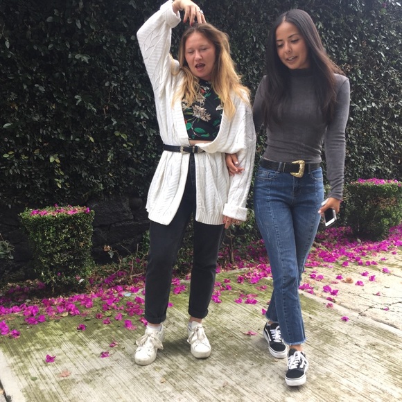 Meet your Posher, Deni - Picture 4 of 4